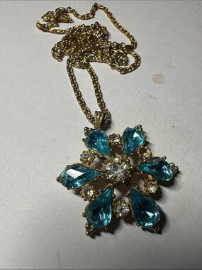 Vintage Gold-Tone Pendant Necklace-scitarelli/florenza Stones -1 stone missing